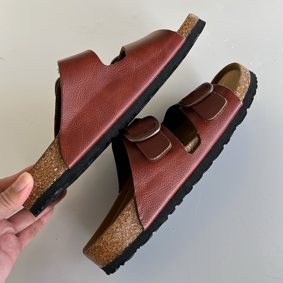 Aerothotic Sandals - Picture 4 of 10